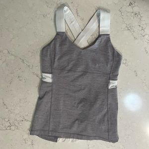 Lululemon workout top